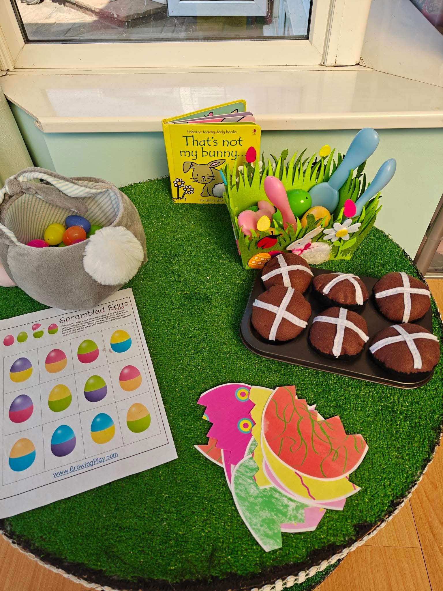 Activity photo — arts and crafts 2